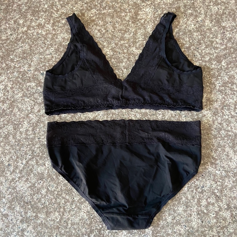 Natori Bliss Perfection Wireless Day Bra - Picture 14 of 16